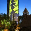 Bucharest Tower Center luminat la ceas de seara