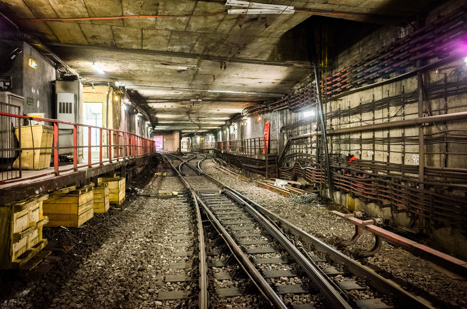 In tunel langa Piata Unirii - Metrou Bucuresti