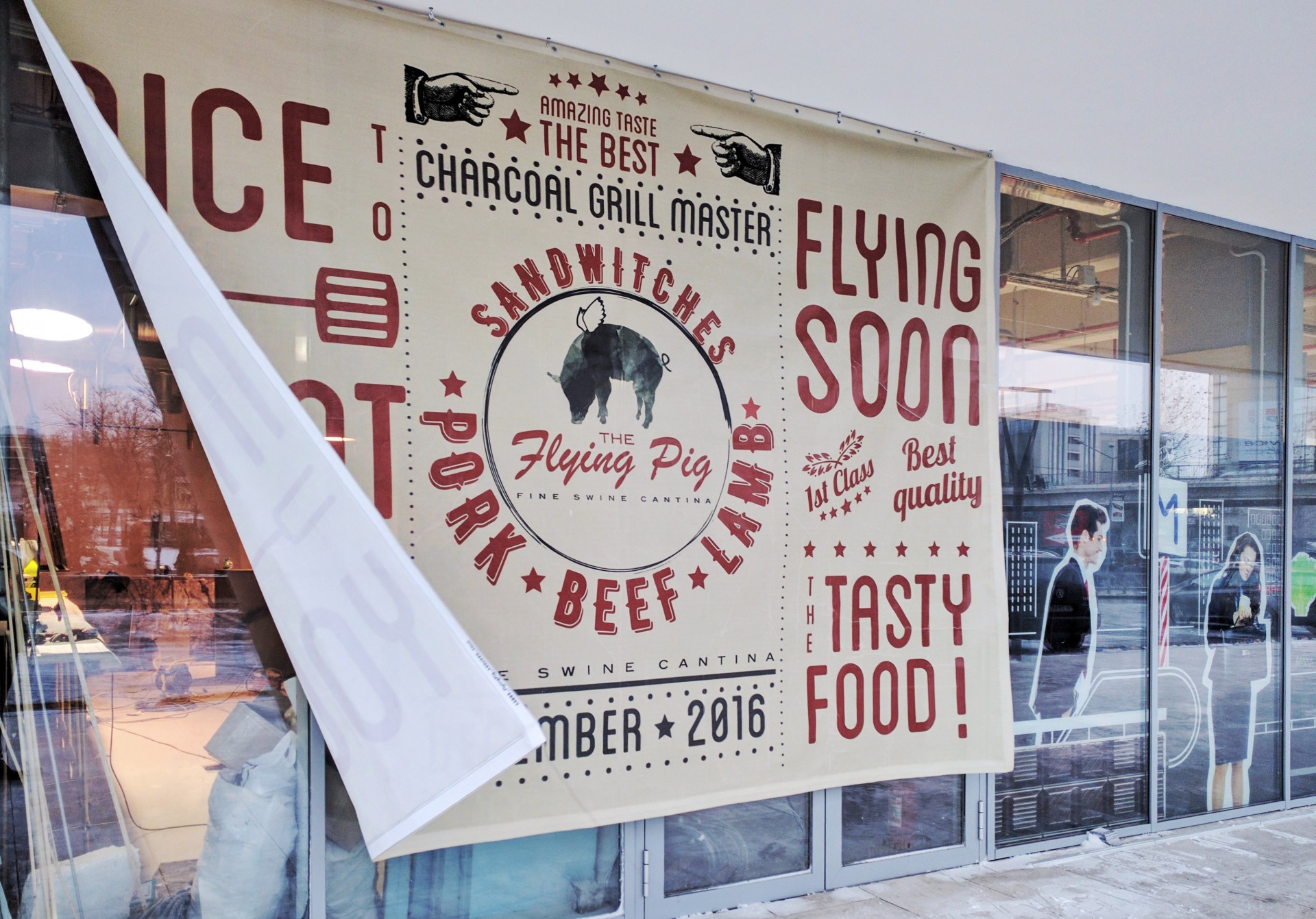 Anunț deschidere restaurant Flying pig