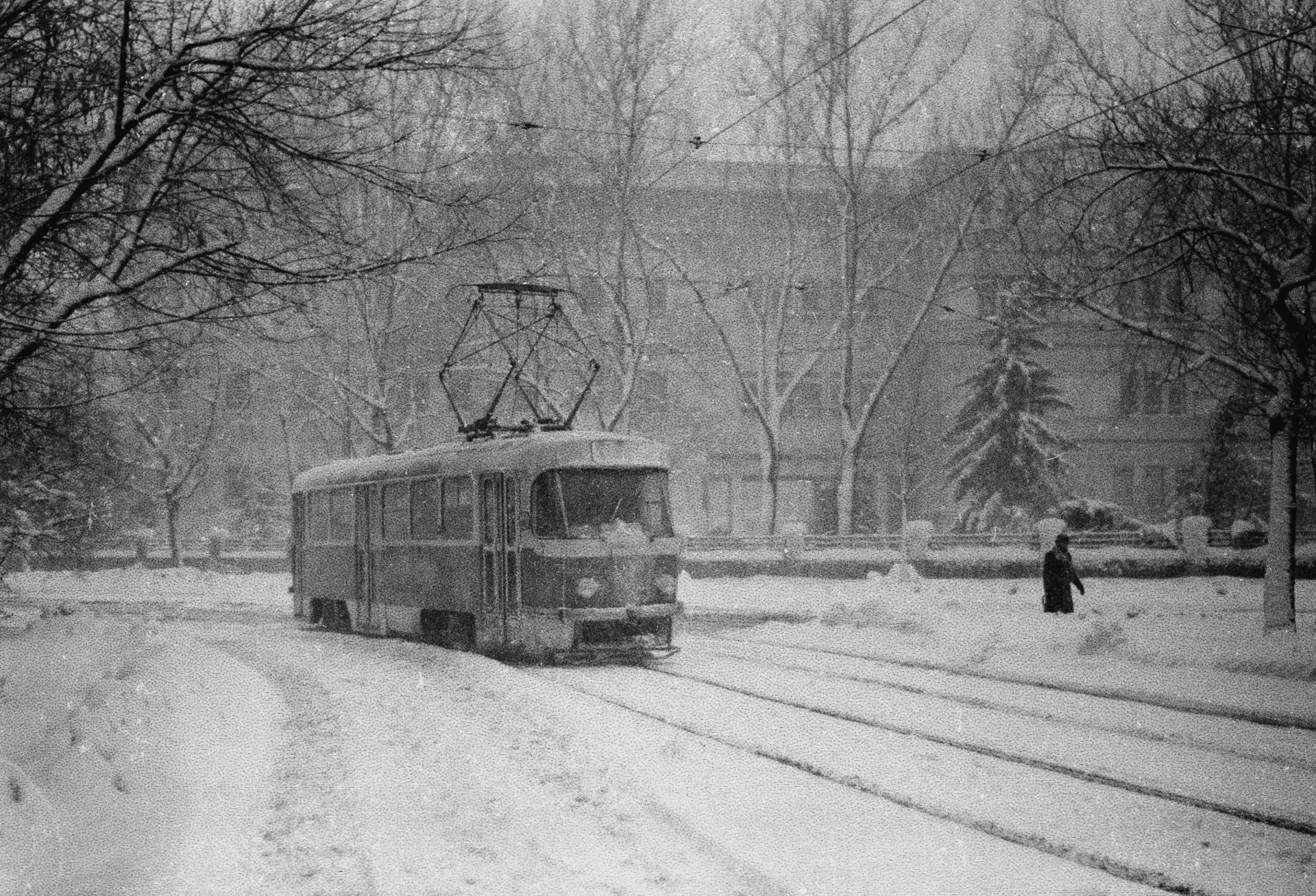 Tatra linia 3 Piata Scanteii 08.01.1980
