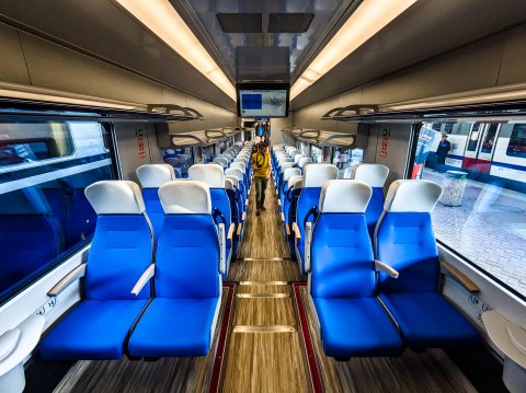 Interior - Tren Alstom Coradia Stream - Gara de Nord