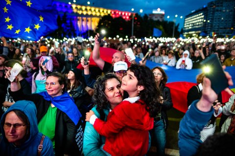 România în Lumină - Meeting susținere Nicușor Dan