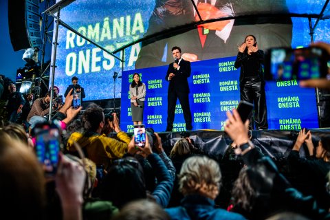 România în Lumină - Meeting susținere Nicușor Dan