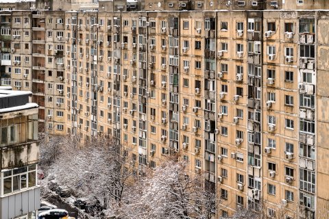 Iarna la bloc - Strada Piscului