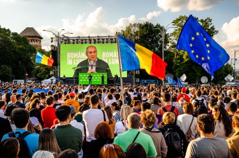 România în Lumină - Meeting susținere Nicușor Dan