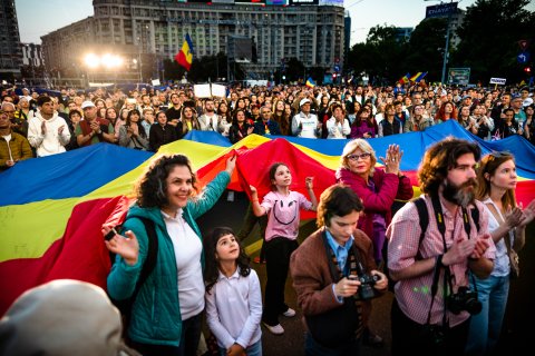 România în Lumină - Meeting susținere Nicușor Dan