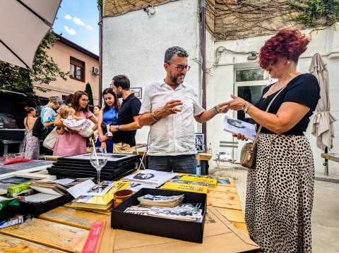 Târg Foto - Centrul de Resurse în Fotografie - Strada Popa Tatu