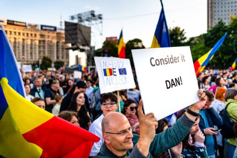 România în Lumină - Meeting susținere Nicușor Dan