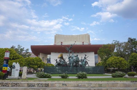 Teatrul Național „Ion Luca Caragiale”
