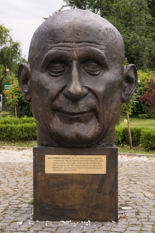 Robert Schuman (1886-1963)