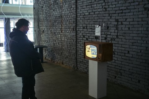 Expoziția Magi*k o expoziție interactivă despre istoria apariției mass media în București