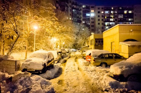 Iarna in spatele blocurilor - Strada Poenari
