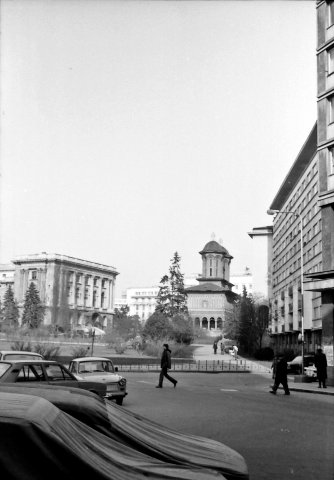 Biserica Crețulescu și Palatul RSR