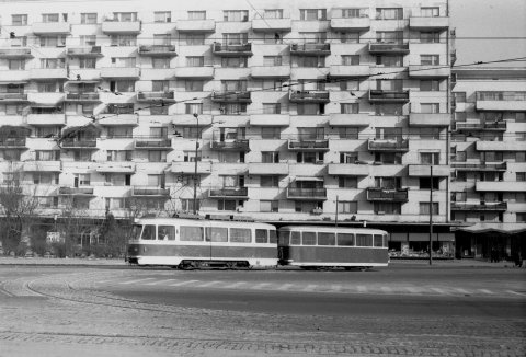 Tramvai linia 20 Piața Chibrit - în dreapta, cinematograful Excelsior 08.03.1976