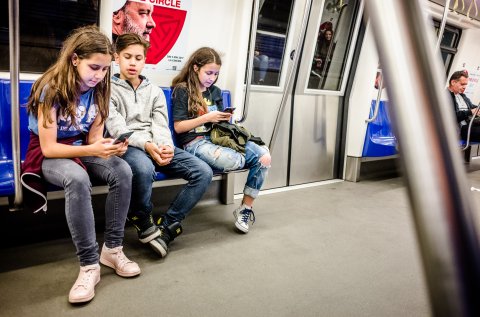 Copii în metrou - Între Piața Unirii și Timpuri Noi