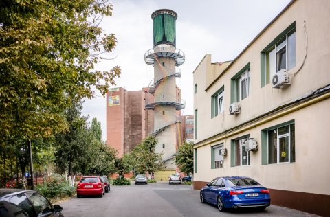 Turnul de artă - Make a Point - Postăvăria Română