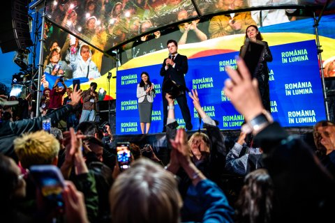 România în Lumină - Meeting susținere Nicușor Dan