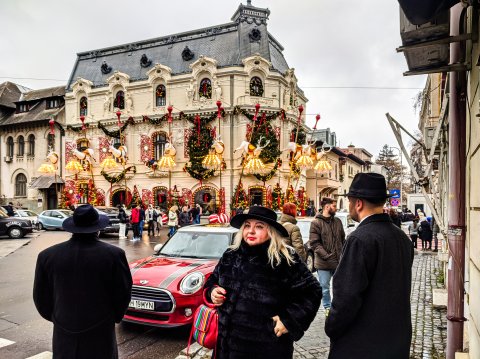 Casa Mița Biciclista decorată