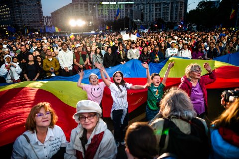 România în Lumină - Meeting susținere Nicușor Dan
