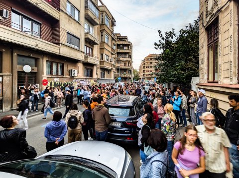 Tur ghidat - Strada Armenească