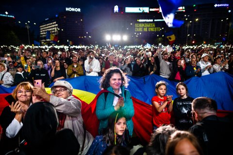 România în Lumină - Meeting susținere Nicușor Dan