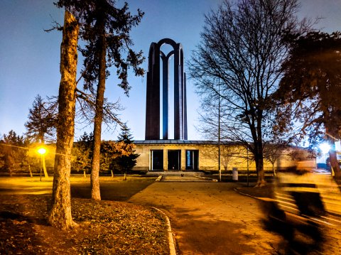 Mausoleul - Parcul Carol