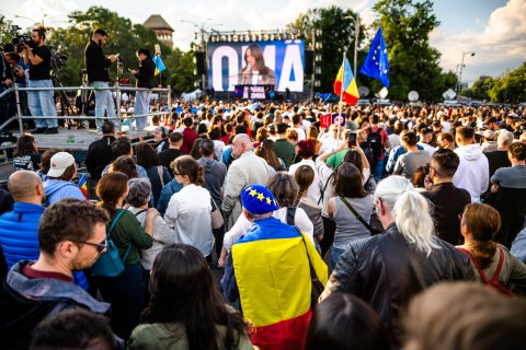 România în Lumină - Meeting susținere Nicușor Dan