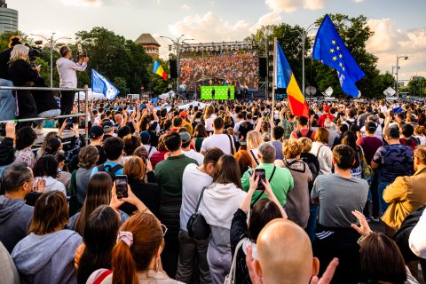 România în Lumină - Meeting susținere Nicușor Dan
