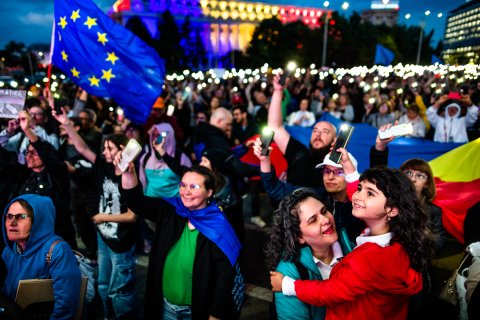 România în Lumină - Meeting susținere Nicușor Dan