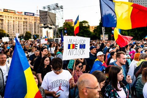 România în Lumină - Meeting susținere Nicușor Dan