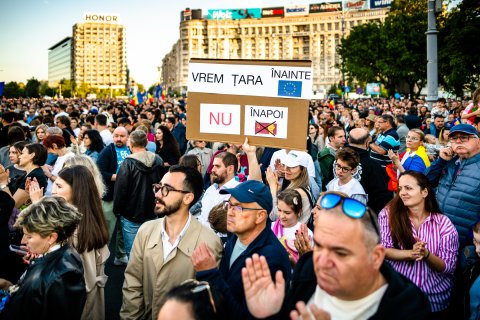 România în Lumină - Meeting susținere Nicușor Dan