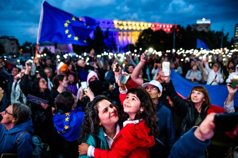 România în Lumină - Meeting susținere Nicușor Dan