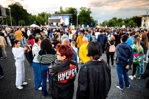 România în Lumină - Meeting susținere Nicușor Dan