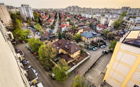 Vedere spre Piața Alba Iulia - Șoseaua Mihai Bravu